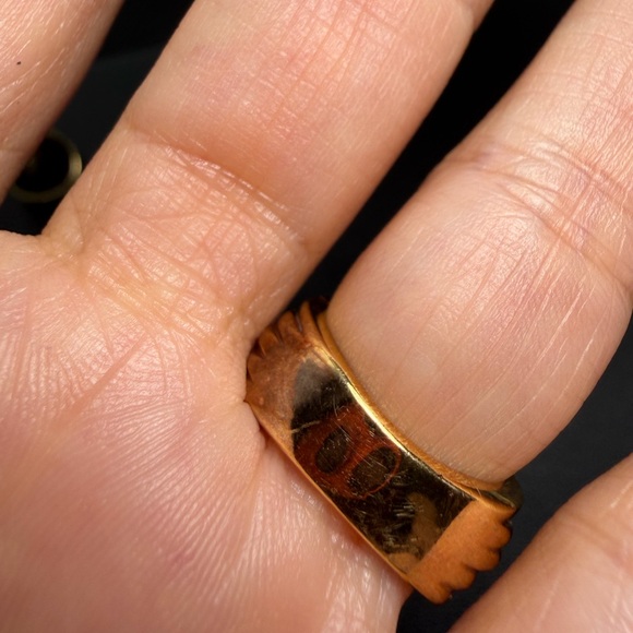 Set of Vintage Gold Tone Statement Ring Lot (7) - Picture 11 of 16